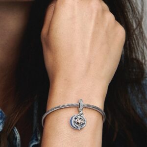 782975C01_ABC123_MODEL_eCOM_02_RGB