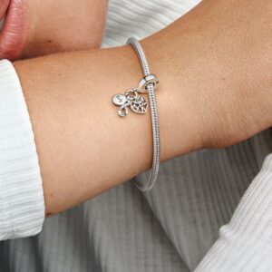 792201C01_ABC123_MODEL_eCOM_02_RGB