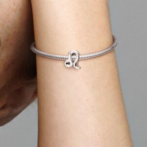 798414C01_ABC123_MODEL_eCOM_02_RGB