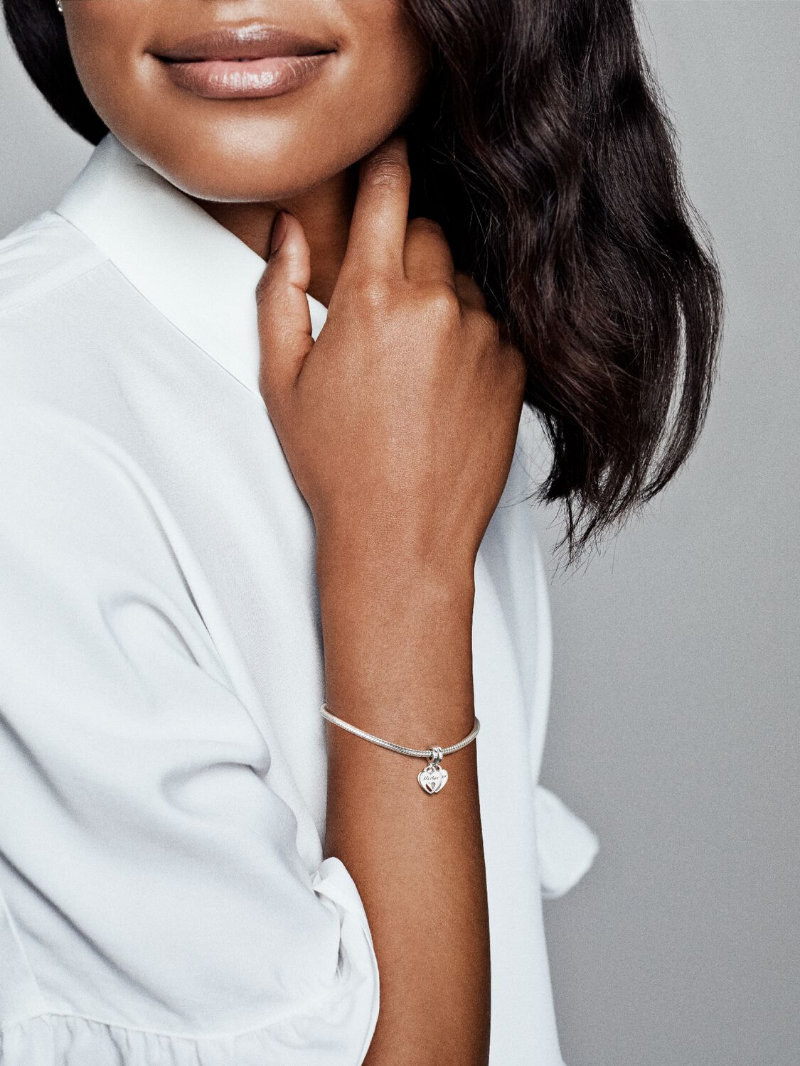 799187C01_ABC123_MODEL_ECOM_RGB