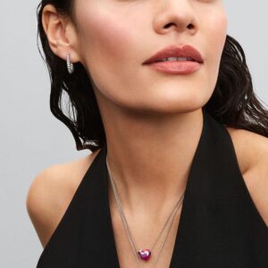 Q225_C_PDP_Model_Styled_23_1x1_RGB