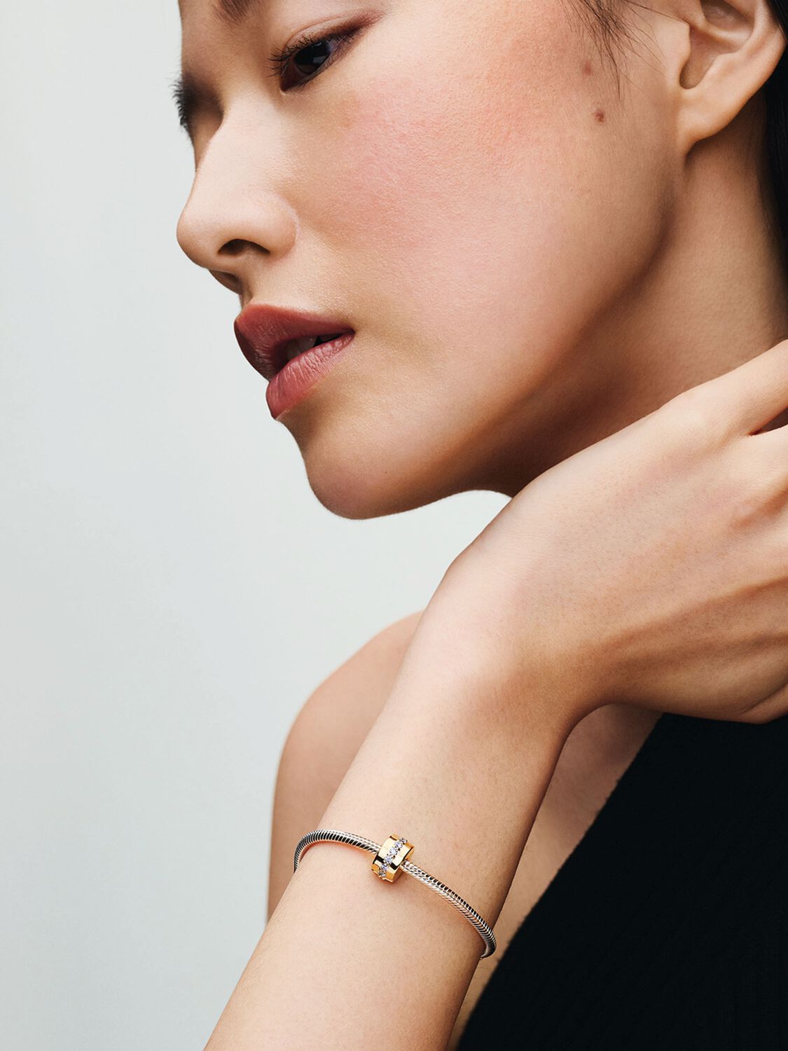 Q324_E_PDP_MODEL_SINGLE_38_1x1_RGB