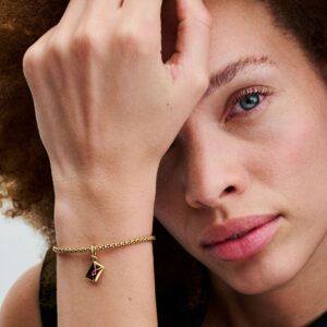 SS24_A_PDP_Model_Single_101_1x1_RGB