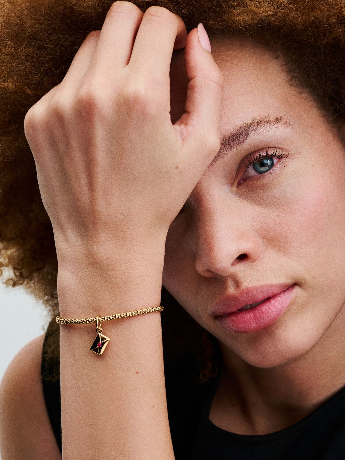 SS24_A_PDP_Model_Single_101_1x1_RGB