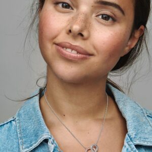 382778C01_ABC123_MODEL_eCOM_01_RGB