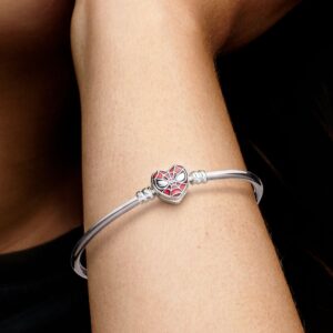 592324C01_ABC123_MODEL_eCOM_02_RGB