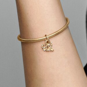 752604C01_ABC123_MODEL_eCOM_02_RGB