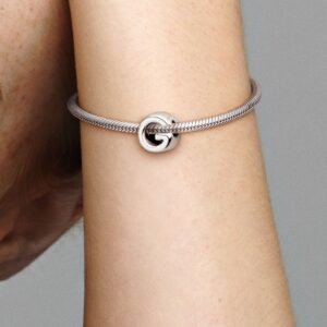 797461_ABC123_MODEL_eCOM_02_RGB