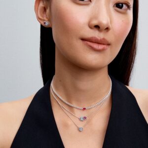 Q125_A_PDP_MODEL_STYLED_07_1x1_RGB