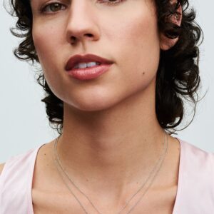 Q224_C_PDP_Model_Single_04_1x1_RGB