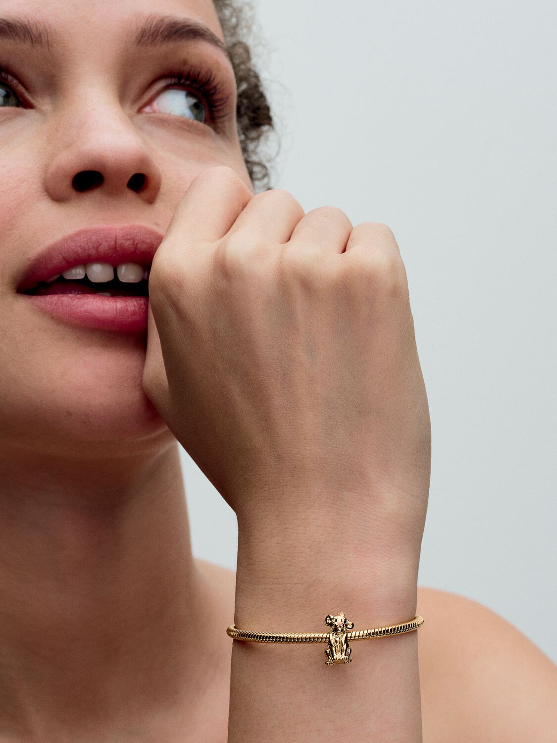 Q224_D_PDP_Model_Single_78_1x1_RGB