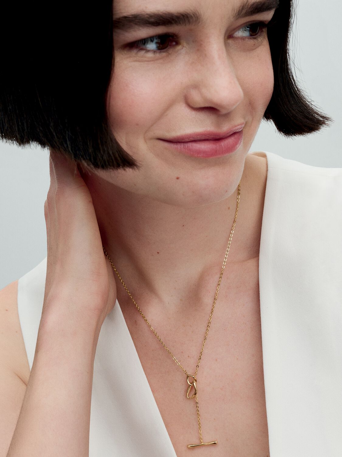 Q224_D_PDP_Model_Single_86_1x1_RGB