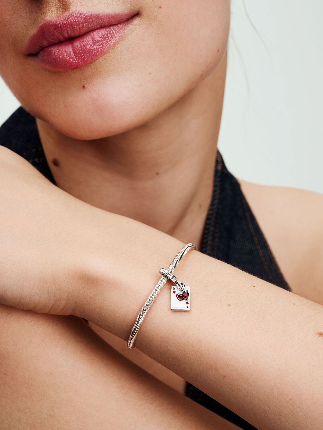 Q324_E_PDP_MODEL_SINGLE_56_1x1_RGB