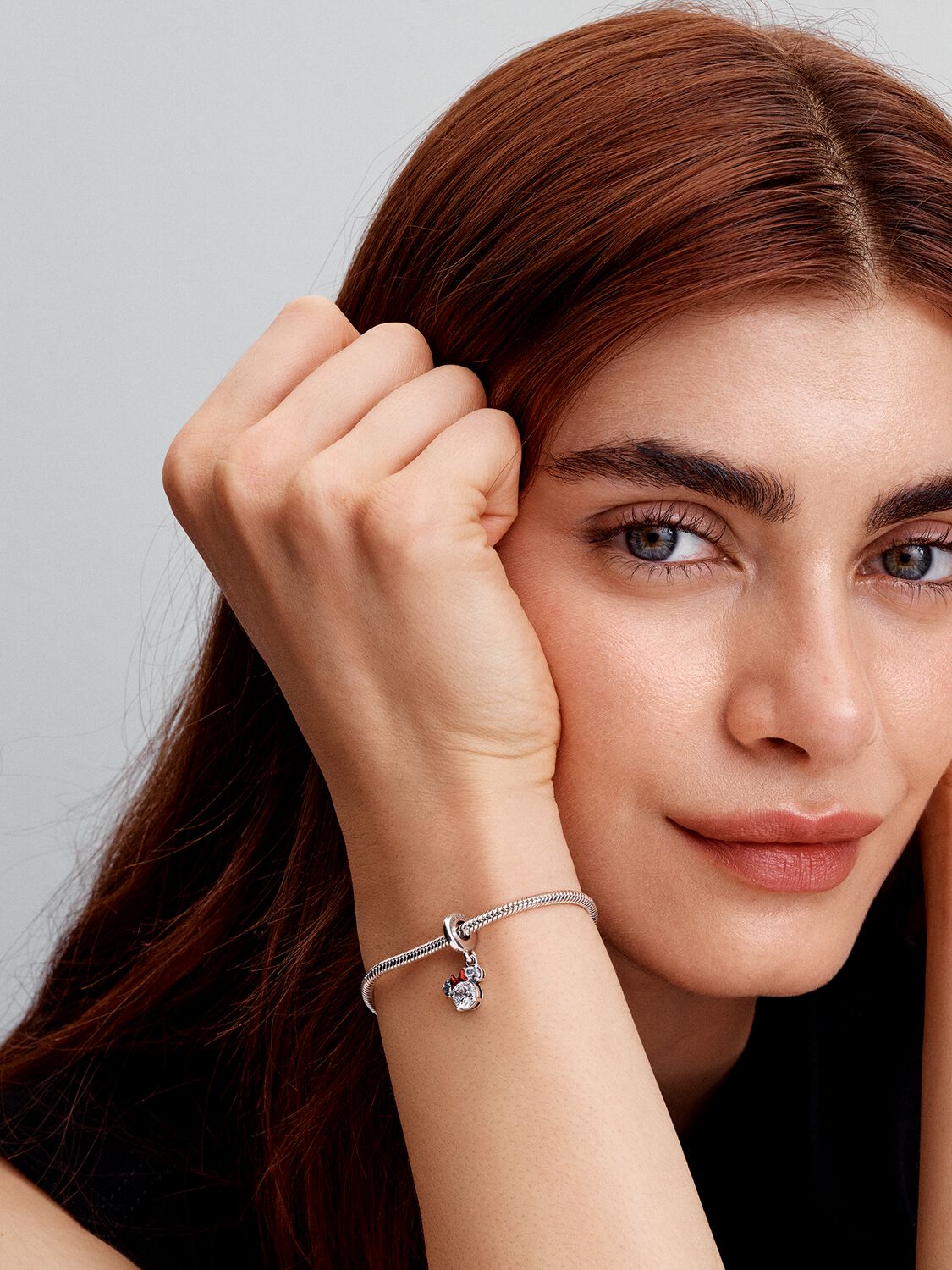 Q424_G_PDP_MODEL_SINGLE_27_1x1_RGB