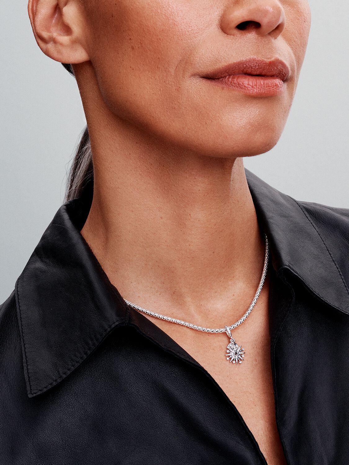 Q424_G_PDP_MODEL_SINGLE_37_1x1_RGB