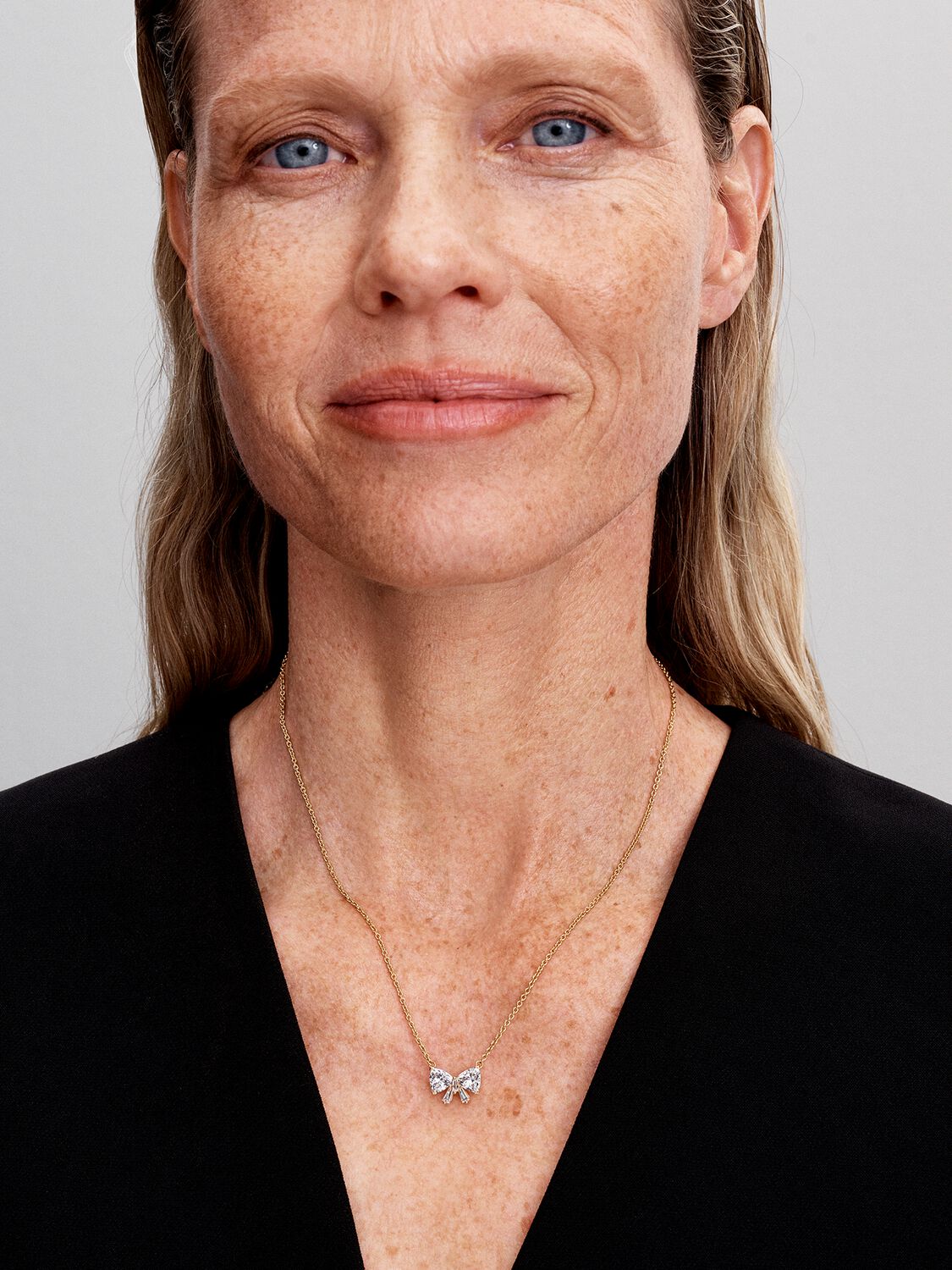 Q424_G_PDP_MODEL_SINGLE_72_1x1_RGB