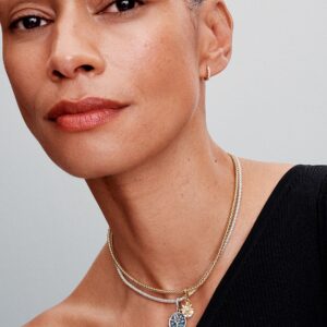 Q424_G_PDP_MODEL_STYLED_19_1x1_RGB