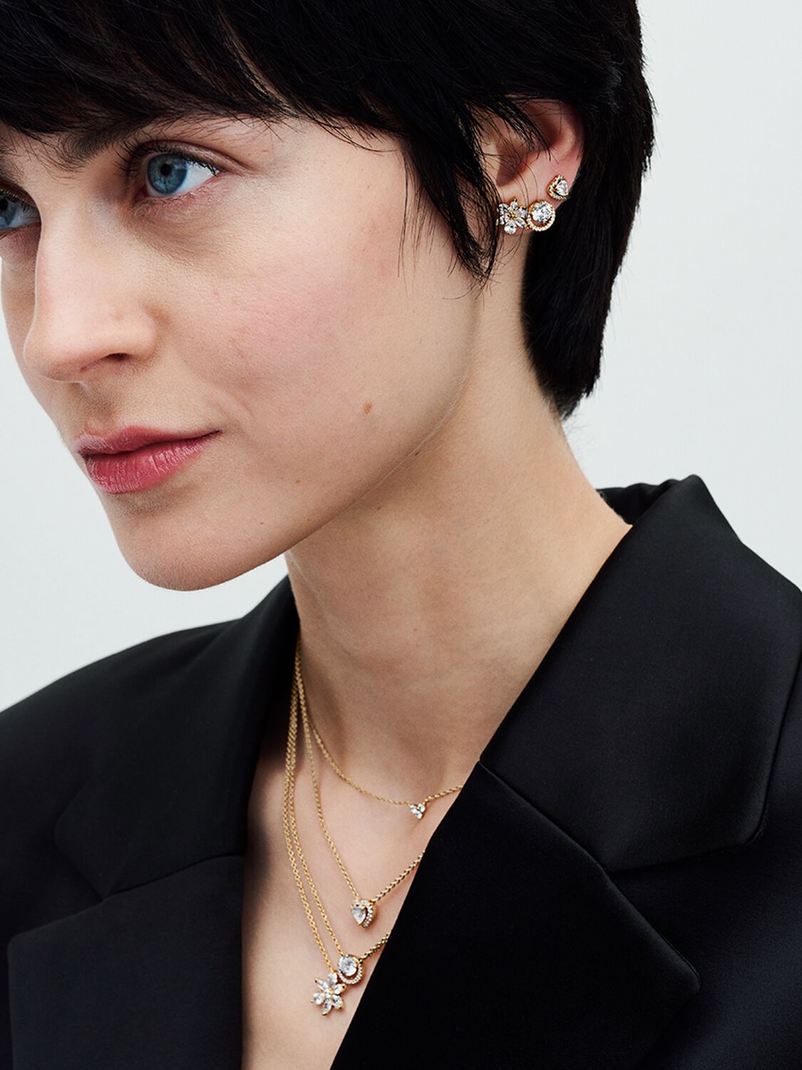 SS24_A_PDP_Model_Styled_20_1x1_RGB