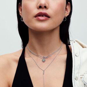 SS24_A_PDP_Model_Styled_21_1x1_RGB