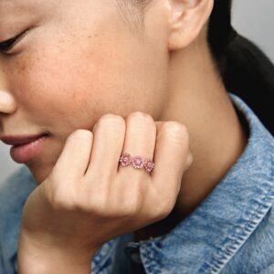 188792C01_ABC123_MODEL_eCOM_01_RGB