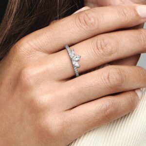 192392C01_ABC123_MODEL_eCOM_02_RGB