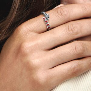 192968C01_ABC123_MODEL_eCOM_02_RGB