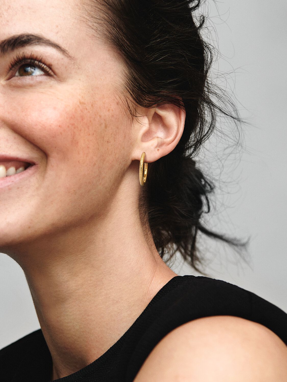 269532C00_ABC123_MODEL_eCOM_01_RGB