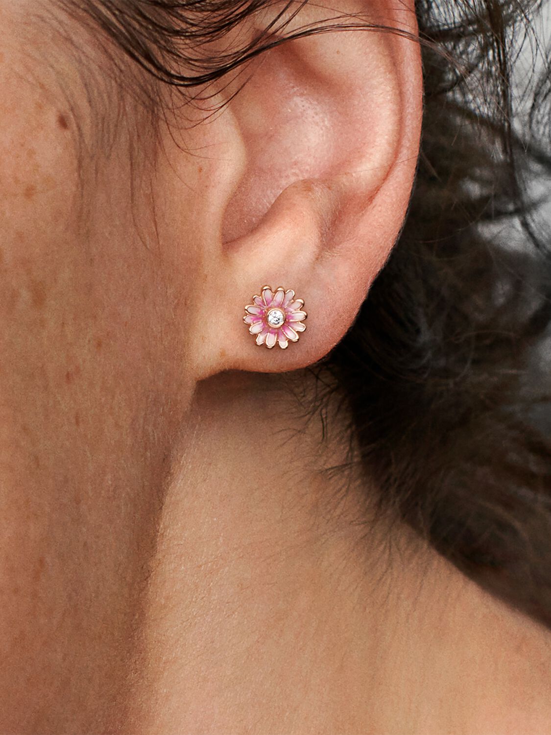 288773C01_ABC123_MODEL_eCOM_02_RGB