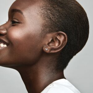 293003C01_ABC123_MODEL_eCOM_01_RGB