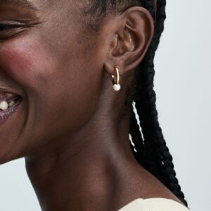 Q124_B_PDP_Model_Single_40_1x1_RGB