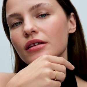 Q224_D_PDP_Model_Single_20_1x1_RGB