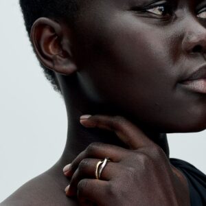 Q224_D_PDP_Model_Single_42_1x1_RGB