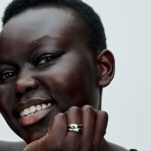 Q224_D_PDP_Model_Single_44_1x1_RGB