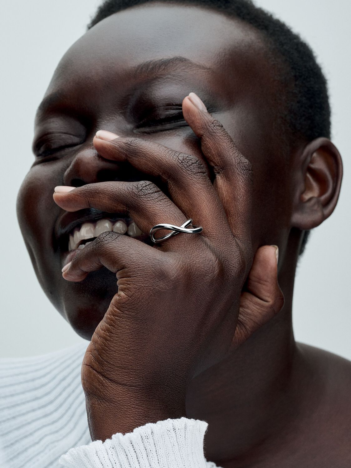 Q224_D_PDP_Model_Single_46_1x1_RGB