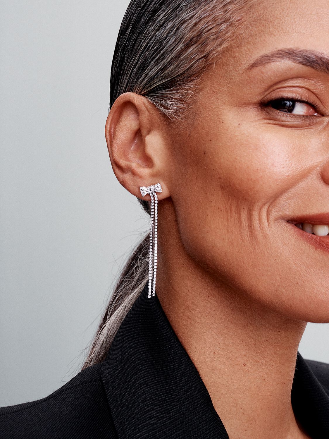 Q424_G_PDP_MODEL_SINGLE_45_1x1_RGB