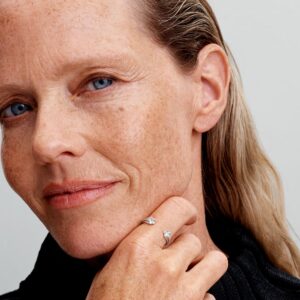 Q424_G_PDP_MODEL_SINGLE_60_1x1_RGB