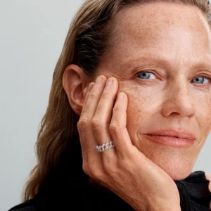 Q424_G_PDP_MODEL_SINGLE_62_1x1_RGB