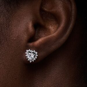 SS24_A_PDP_Model_Single_24_1x1_RGB_earring