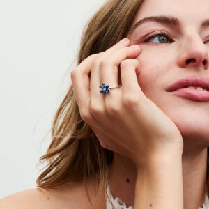 SS24_A_PDP_Model_Single_44_1x1_RGB