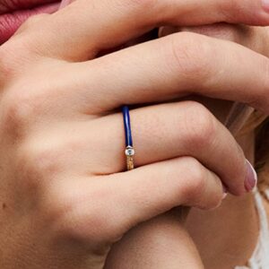 SS24_A_PDP_Model_Single_50_1x1_RGB_ring