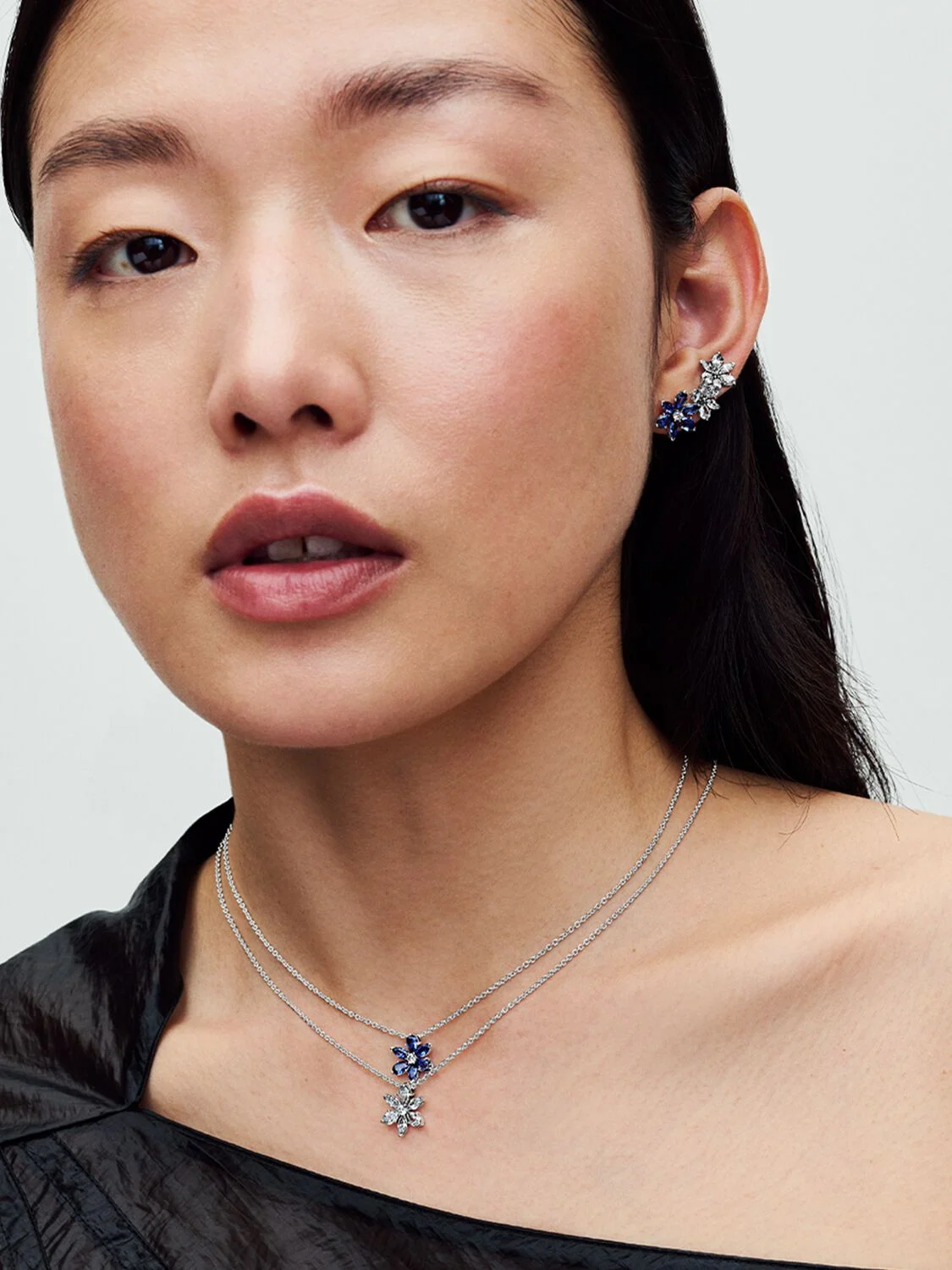 SS24_A_PDP_Model_Styled_29_1x1_RGB